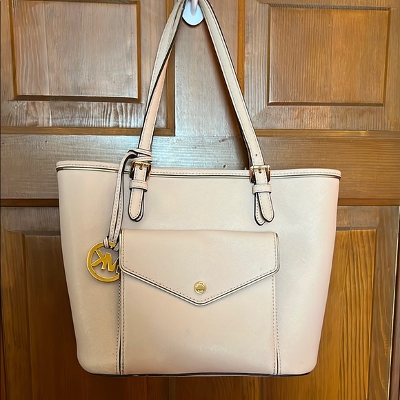 Michael Kors Light Pink Tote Bag - Picture 1 of 16